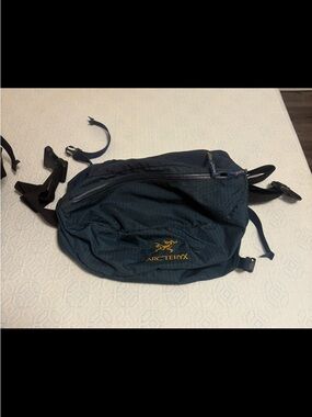 Arc'teryx Navy Blue Waist or Lumbar Pack